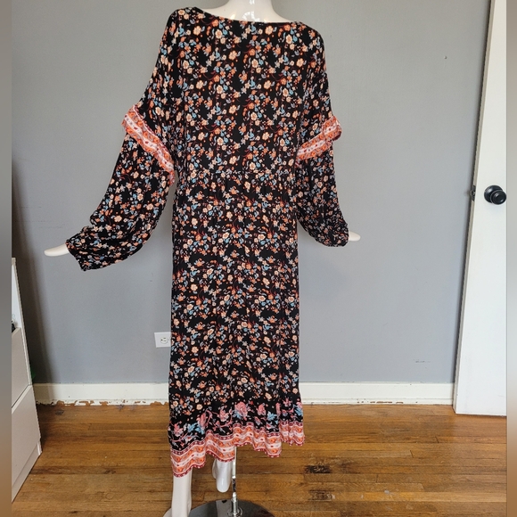 Hayden Los Angeles Floral Print Boho Maxi Dress, BNWT, Size 2X - Picture 4 of 9